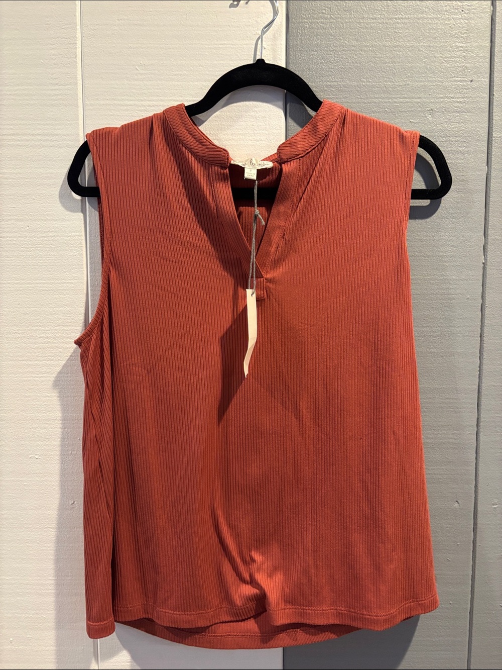 nine britton Sleeveless Ribbed Tank with Notch Neck - Rust